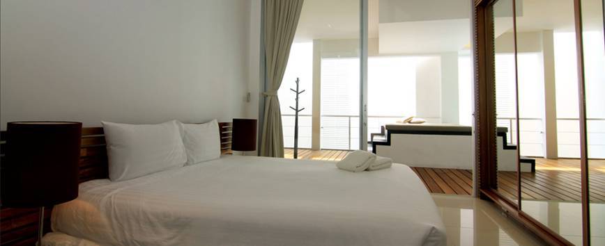 Hotel The Quarter Phuket à Surin Beach  Extérieur photo