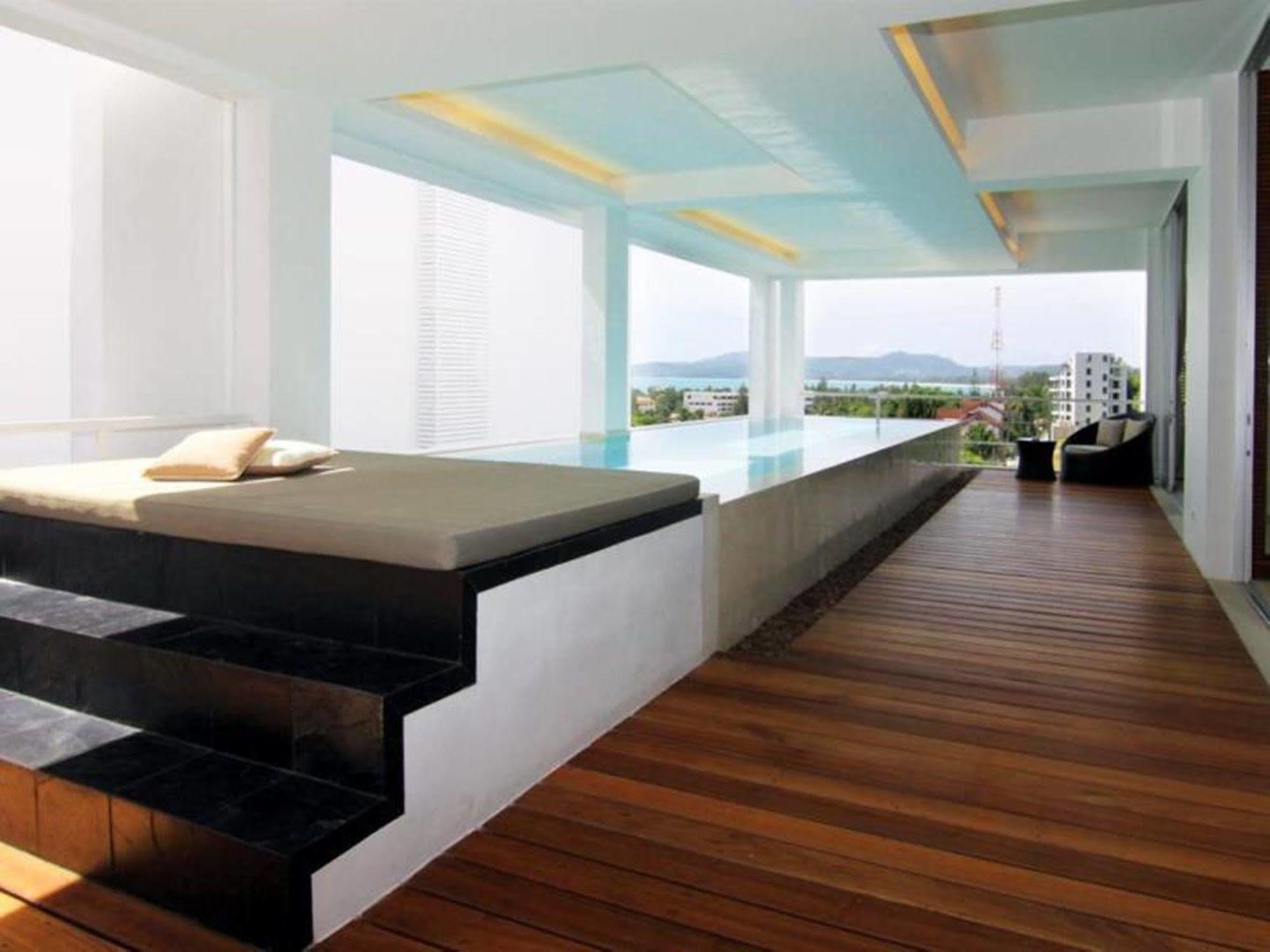 Hotel The Quarter Phuket à Surin Beach  Extérieur photo